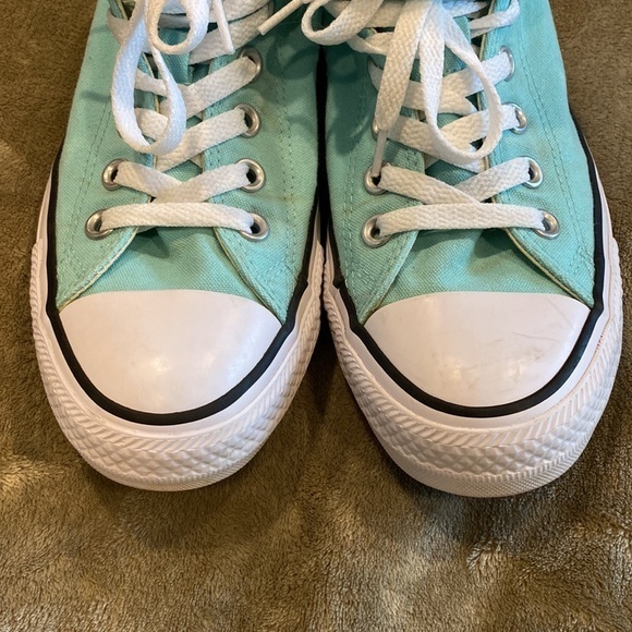 Converse Size 8 Light Blue Double Tongue EXCELLENT Condition - Picture 2 of 8